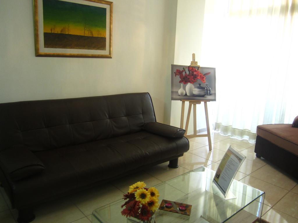 Marina Apartments 211 라르나카 객실 사진