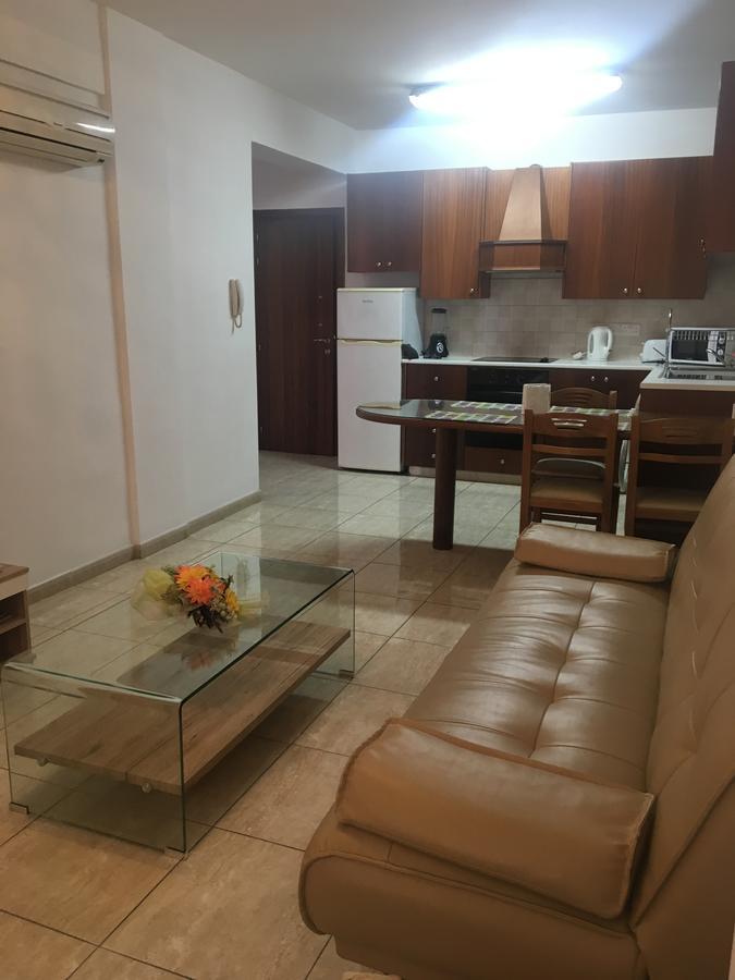 Marina Apartments 211 라르나카 외부 사진